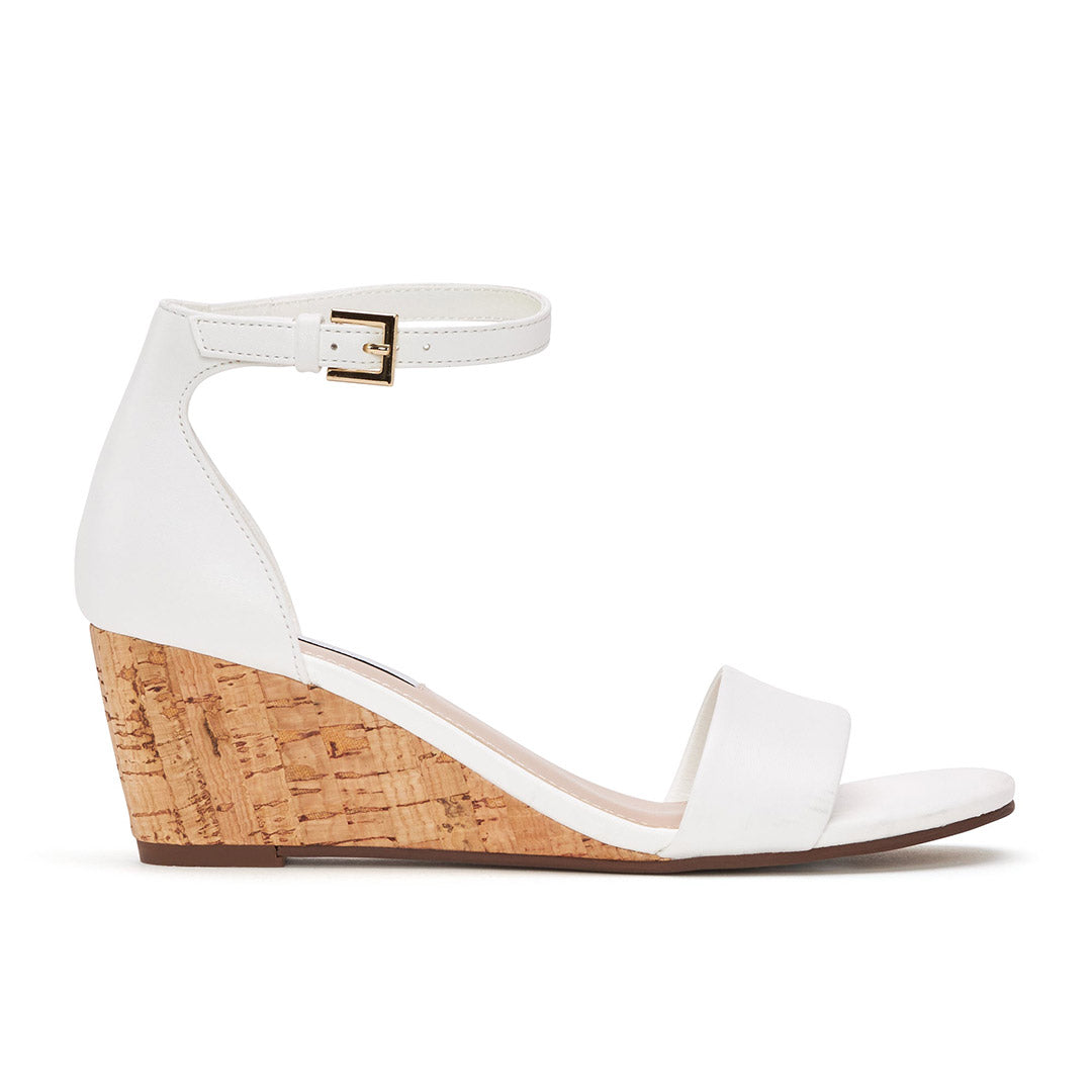 113299-70-MOONDUST-1-2240000246-Moondust.-Women's Sandals-Chelsee Girl-Yellow Shoes