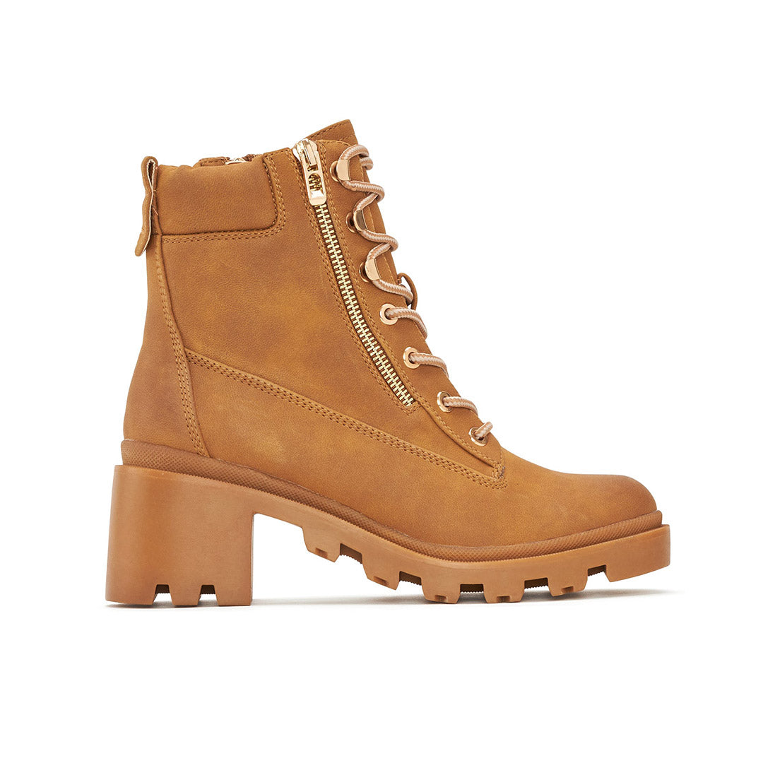 114423-66-TRACE-1-2356200218-Trace-Women's Winter Boots-Chelsee Girl-Yellow Shoes