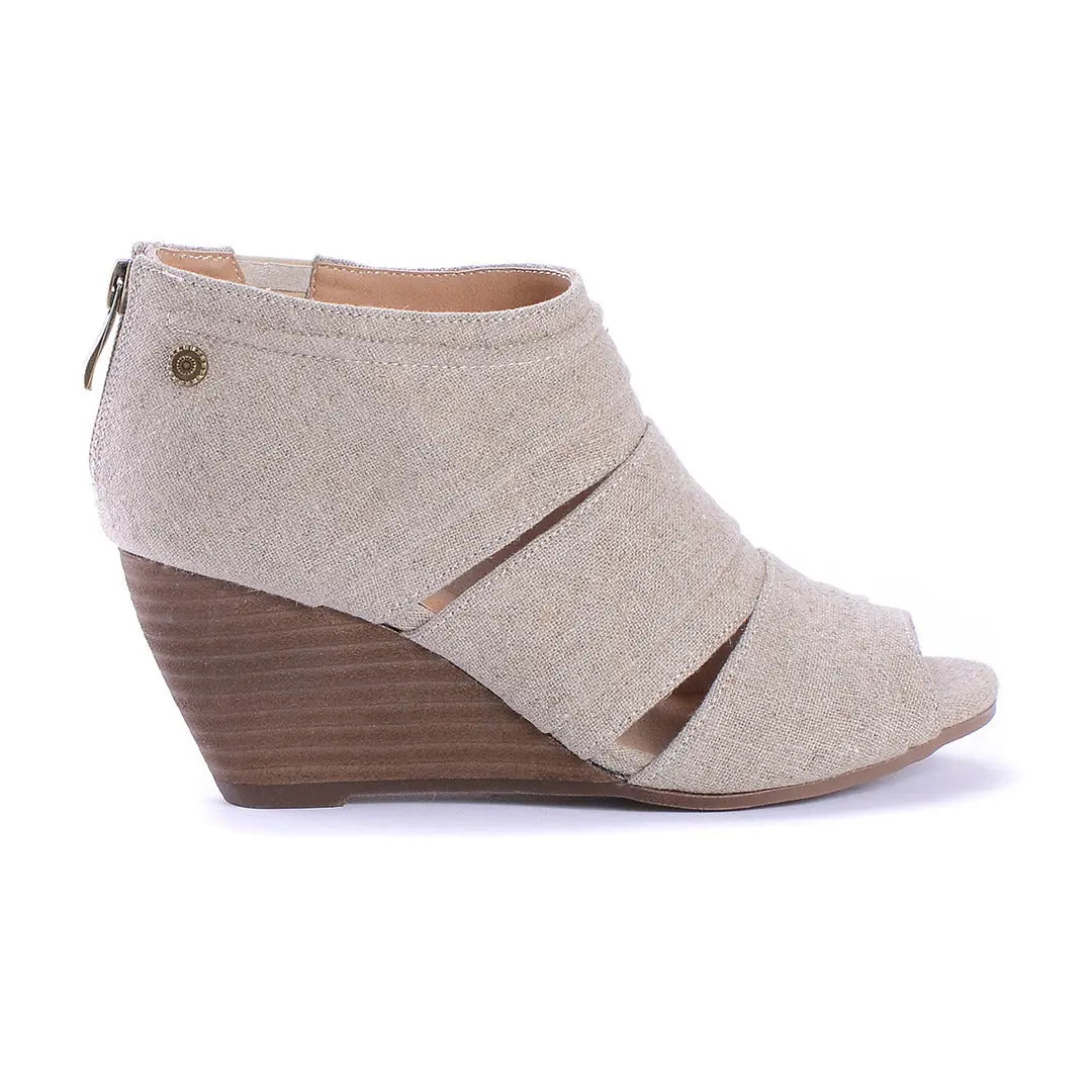 SCORPIO-22-1_40d759aa-0ece-4ef3-9e4f-8bb349087b15-Scorpio-Women's Sandals-CHELSEE GIRL-Yellow Shoes