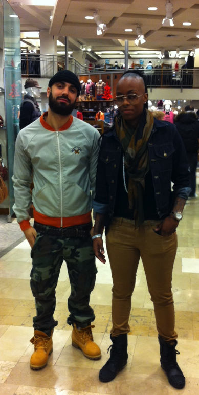 At Simons... Stylish people!