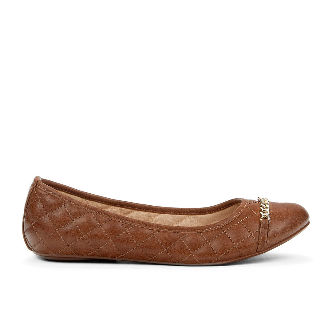 107850-31-alive_7929c430-2877-446e-a1dd-17376a0a730e-1717500124-Alive-Women's Casual Shoes-Chelsee Girl-Yellow Shoes