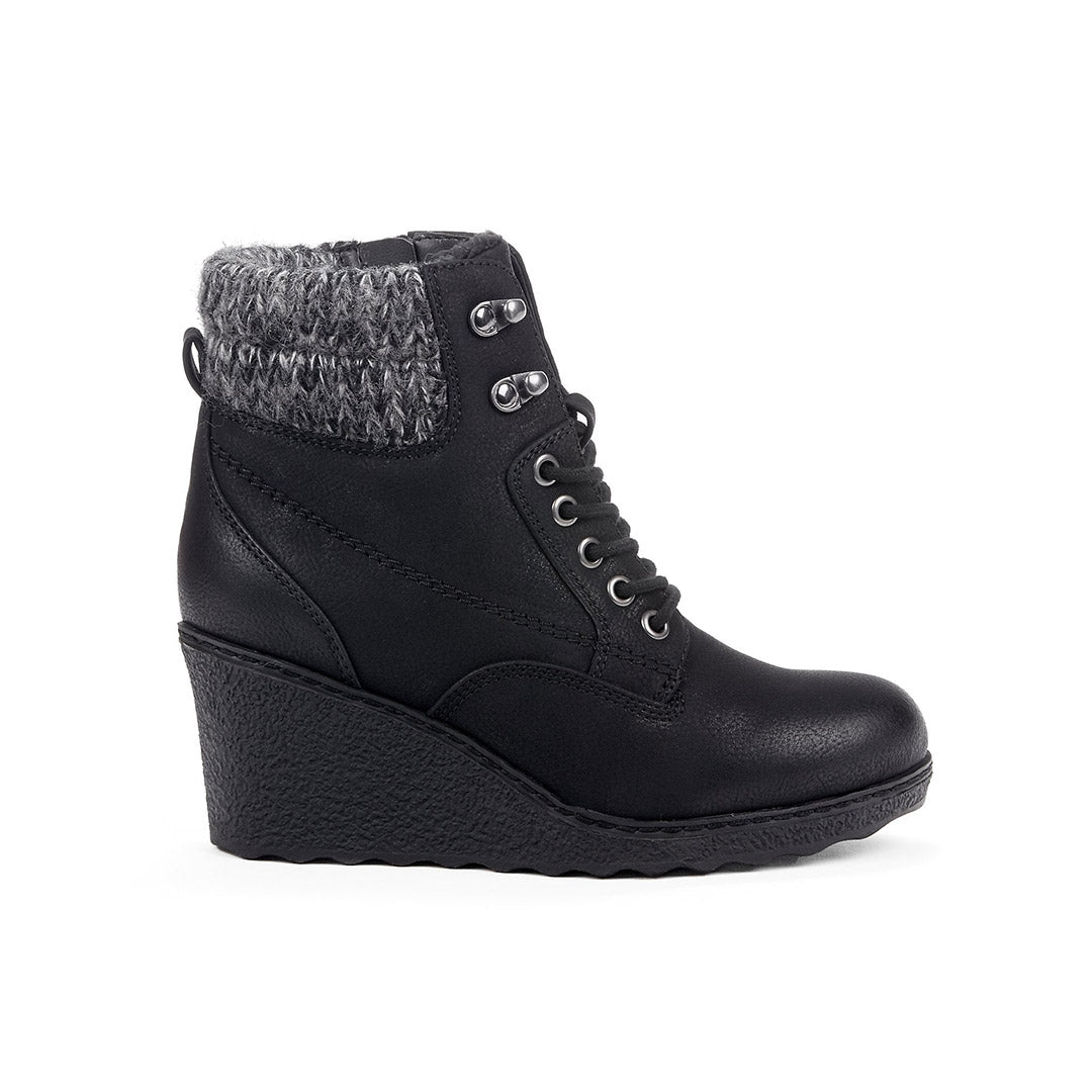 108294-01-faraway-1756500052-Faraway-Women's Winter Boots-Chelsee Girl-Yellow Shoes