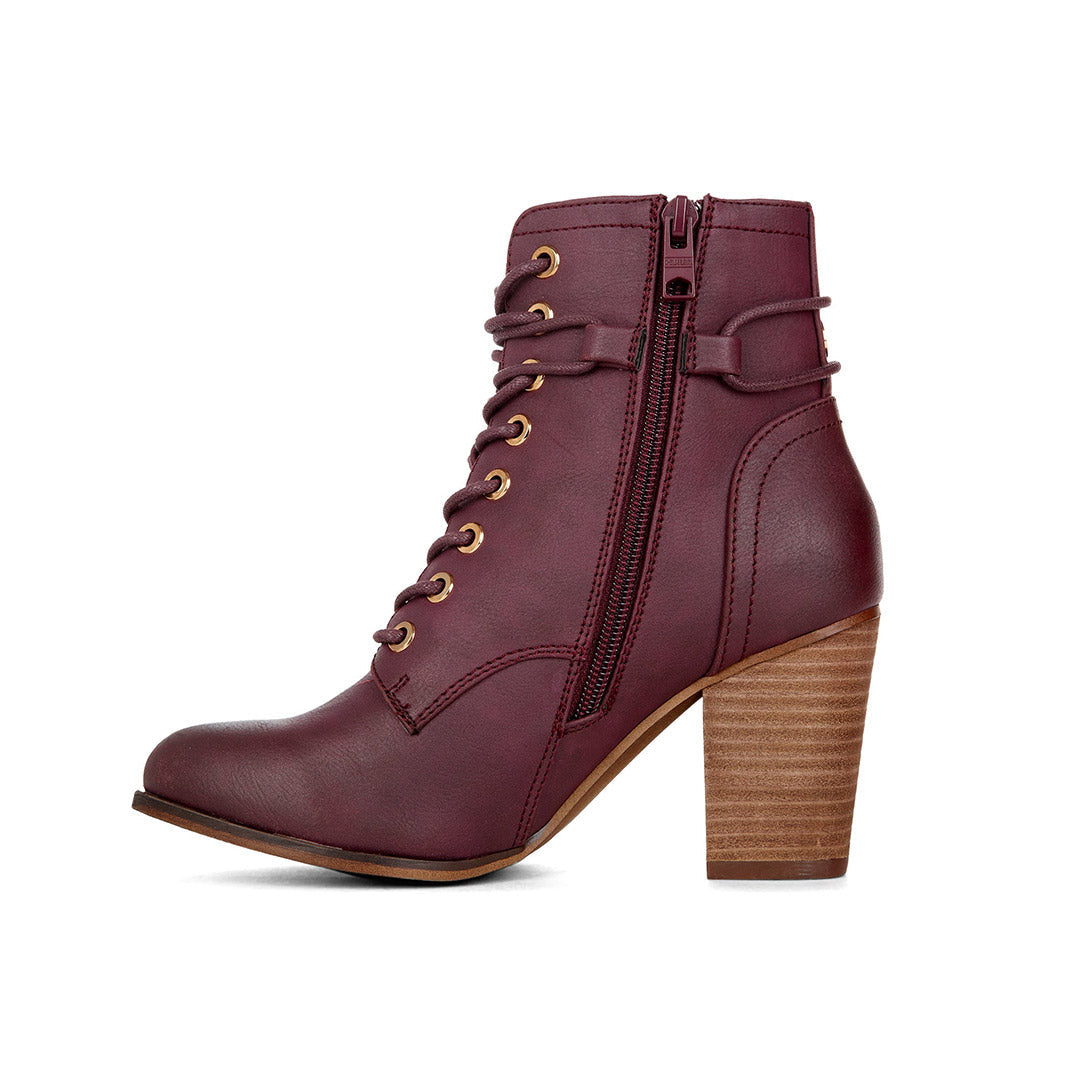 111037-50-finite-02_11cfb57e-2be9-44bf-ad15-31ebd5cf424a-Finite-Women's Fashion Light Boots-Chelsee Girl-Yellow Shoes