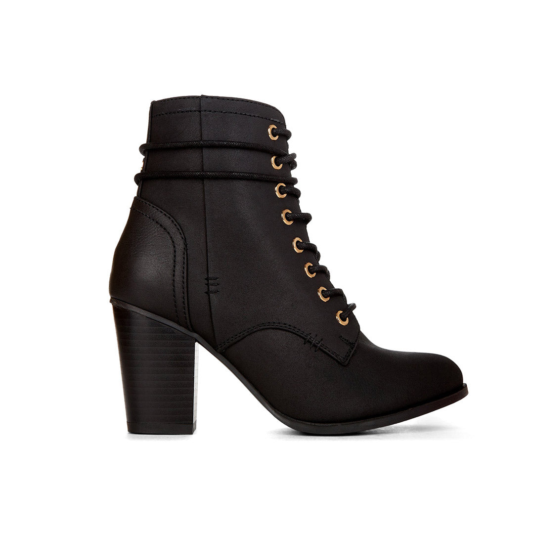 111037-87-finite-01_2c8b6e2f-054d-4a44-a2a5-81846ebf3d76-2031100324-Finite-Women's Fashion Light Boots-Chelsee Girl-Yellow Shoes