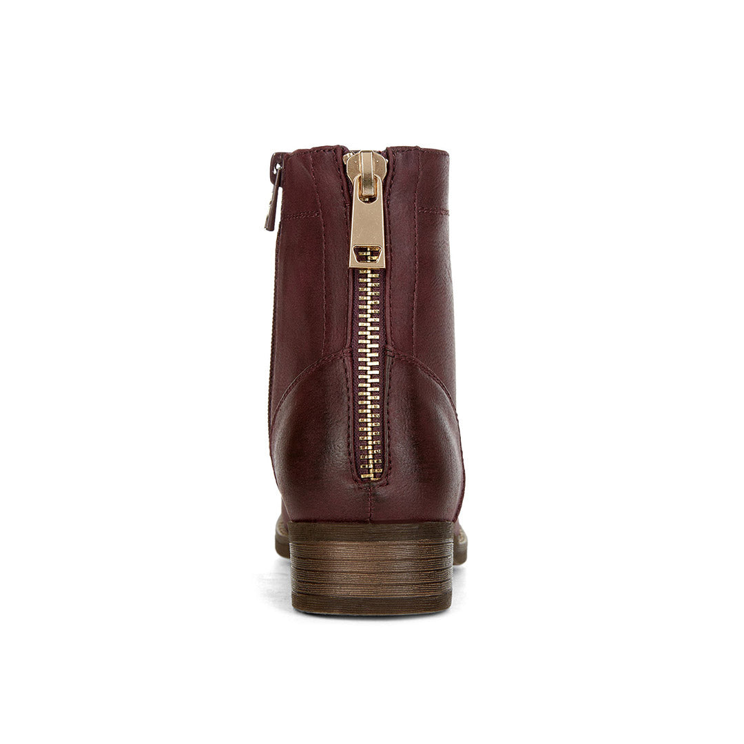 111042-50-scout-05-Scout-Women's Fashion Light Boots-Chelsee Girl-Yellow Shoes