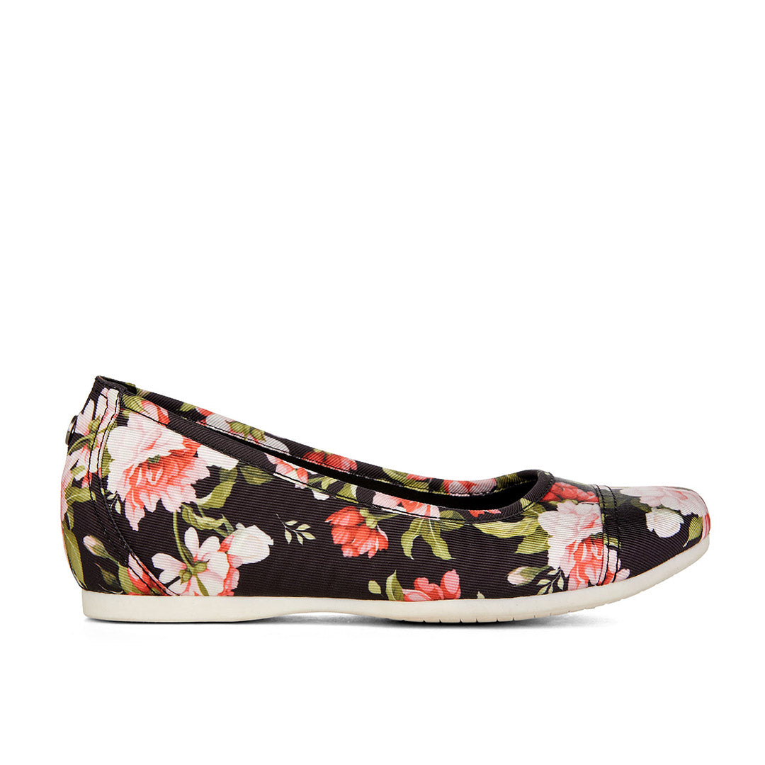 111434-04-liferaft-01-2065800077-Liferaft-Women's Dress Shoes-Chelsee Girl-Yellow Shoes