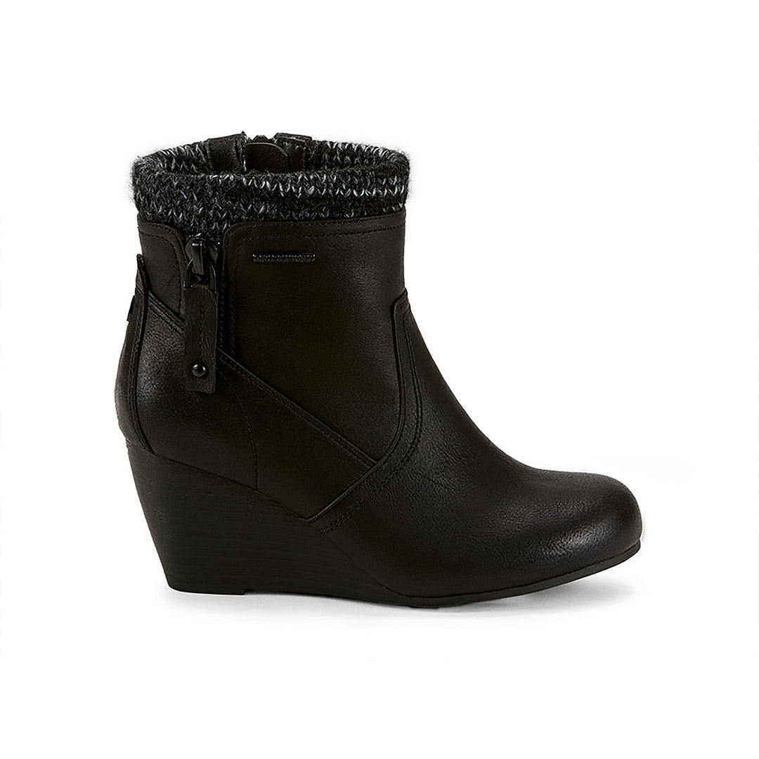 112220-01-wade-1-2145600050-Wade-Women's Winter Boots-Chelsee Girl-Yellow Shoes