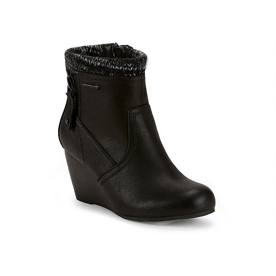 112220-01-wade-2_17364c0b-3a7c-496e-98eb-0594e1c970b8-Wade-Women's Winter Boots-Chelsee Girl-Yellow Shoes