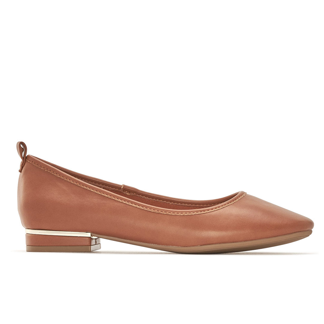 112410-31-BEAUTIFY_II-1_0006d494-87da-4303-92fe-5cc67a065562-2163100194-Beautify II-Women's Dress Shoes-Chelsee Girl-Yellow Shoes