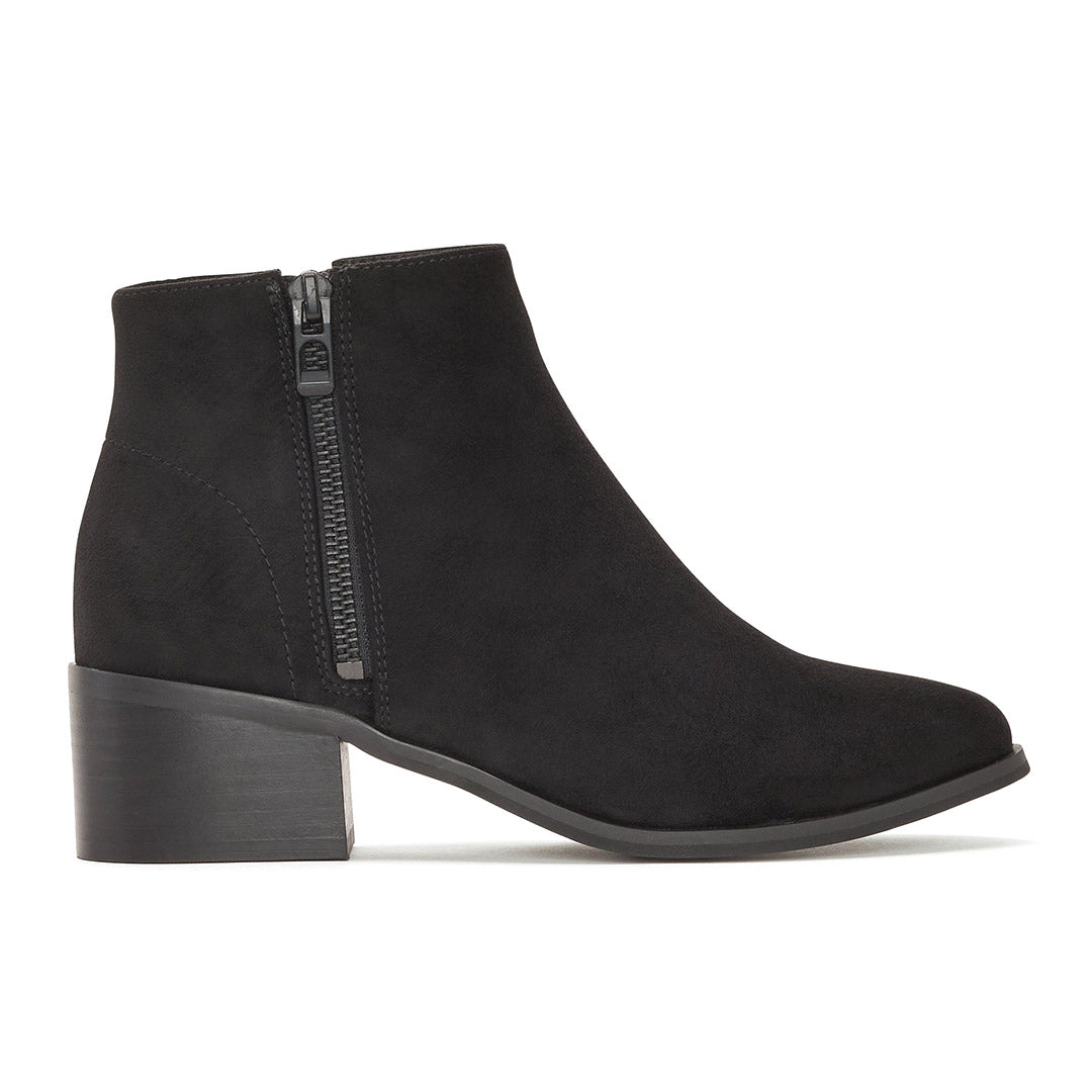 114380-01-SARTELLE-1-2351100050-Sartelle-Women's Fashion Light Boots-Chelsee Girl-Yellow Shoes