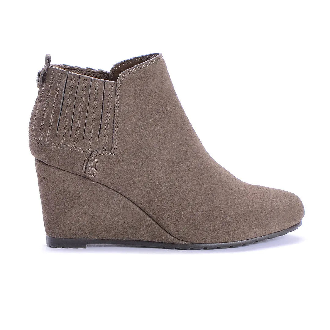 HAPPY-25-1_e93cc012-b831-45ad-aaa9-55877c7211fd-1446500070-Happyy-Women's Fashion Light Boots-CHELSEE GIRL-Yellow Shoes