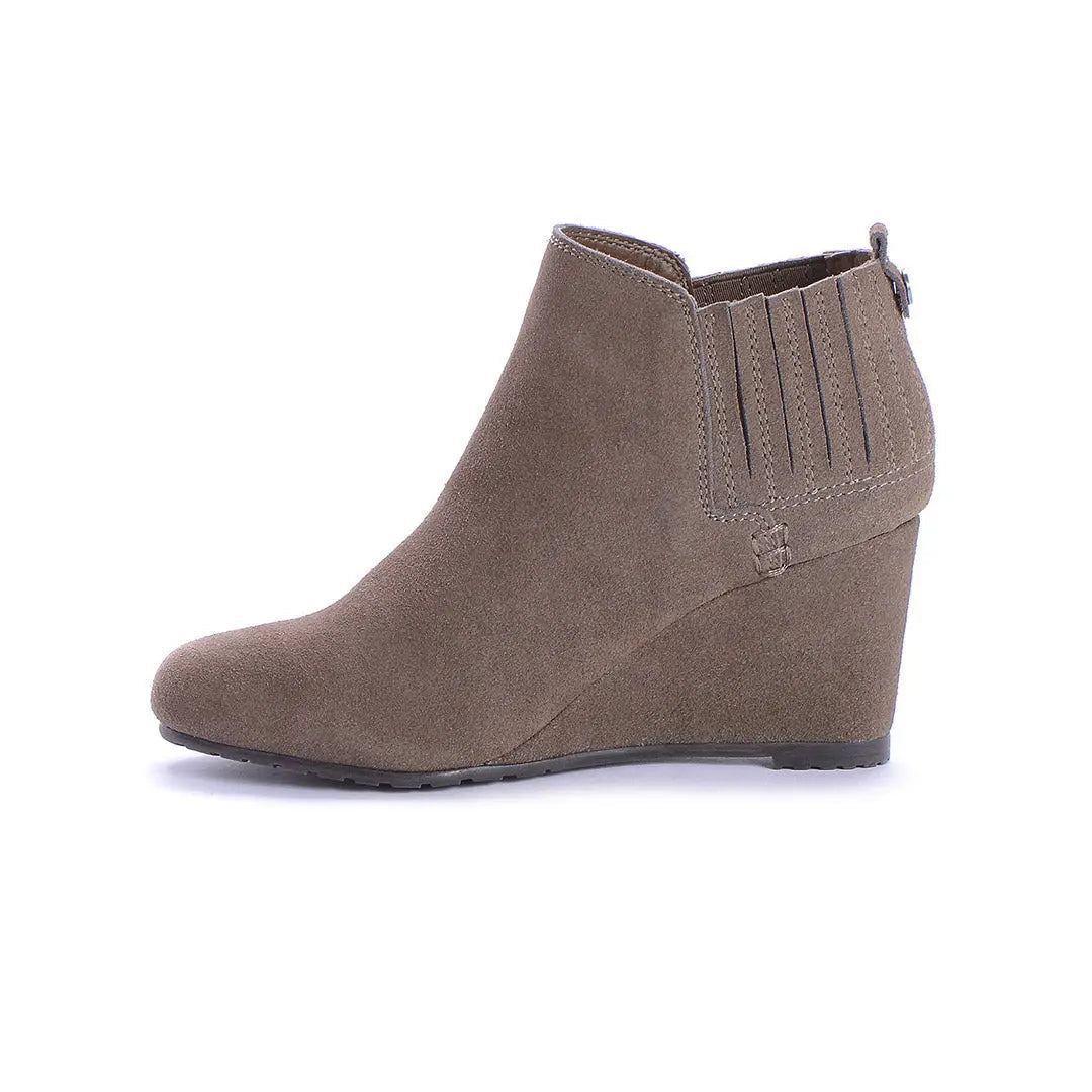 HAPPY-25-4_598f47b6-be62-4727-9975-5bdf83a85bae-Happyy-Women's Fashion Light Boots-CHELSEE GIRL-Yellow Shoes